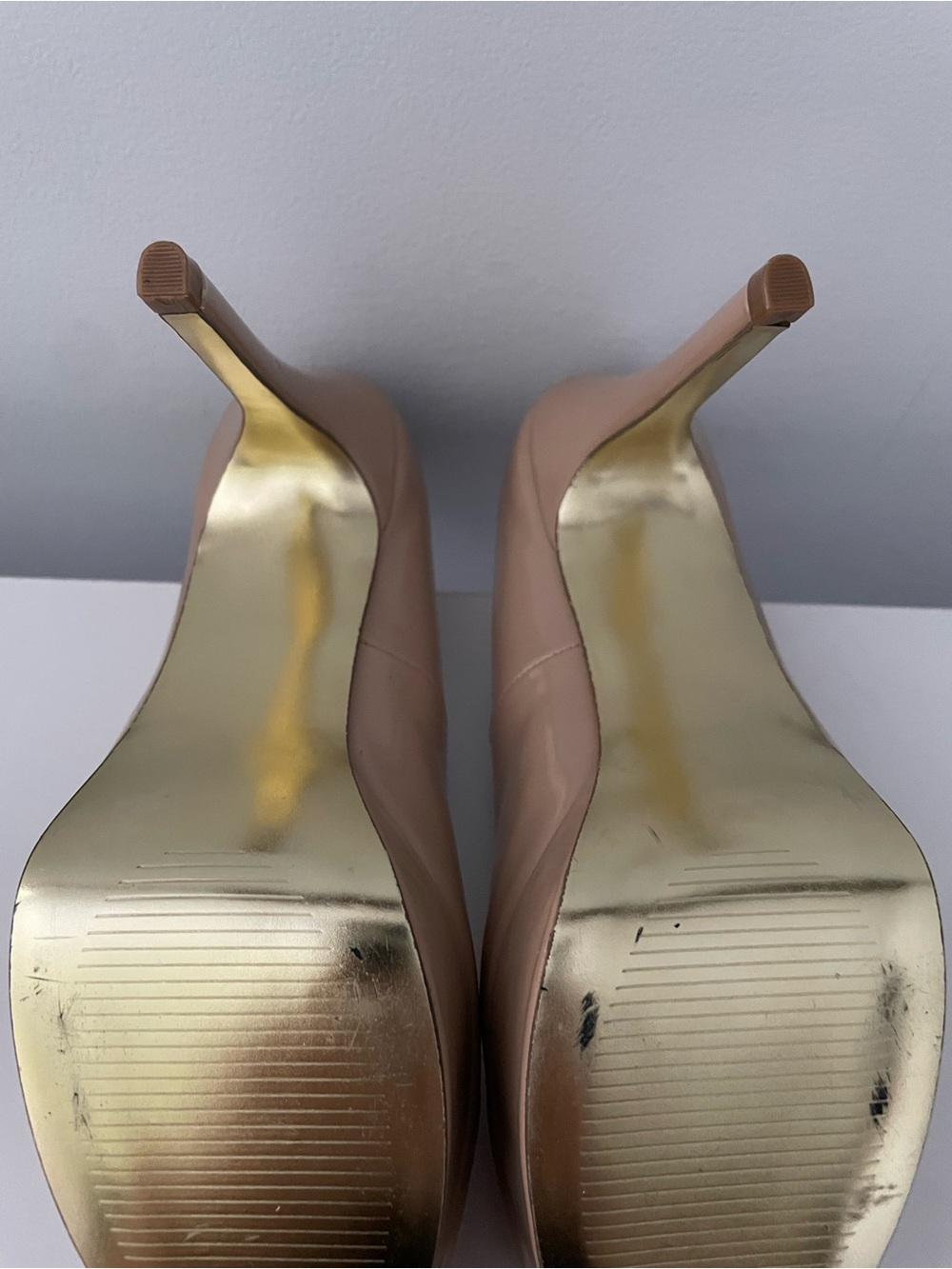 Steve Madden Saint Nude Patent Platform Pumps - Size 7.5 - Like New - Picture 13 of 16